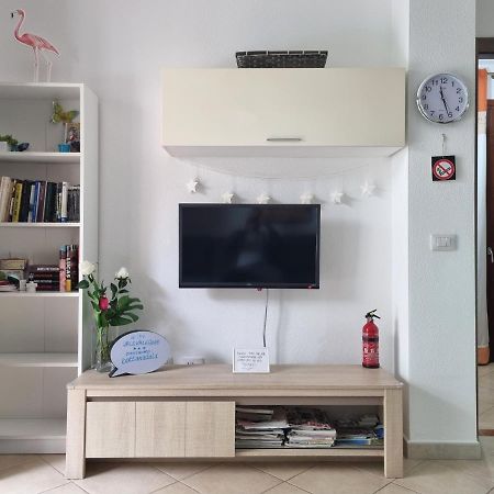 Valevalehome - Home Gallery With Fully Equipped Kitchen, Reserved Parking, Big Garden 奧爾比亞 外观 照片