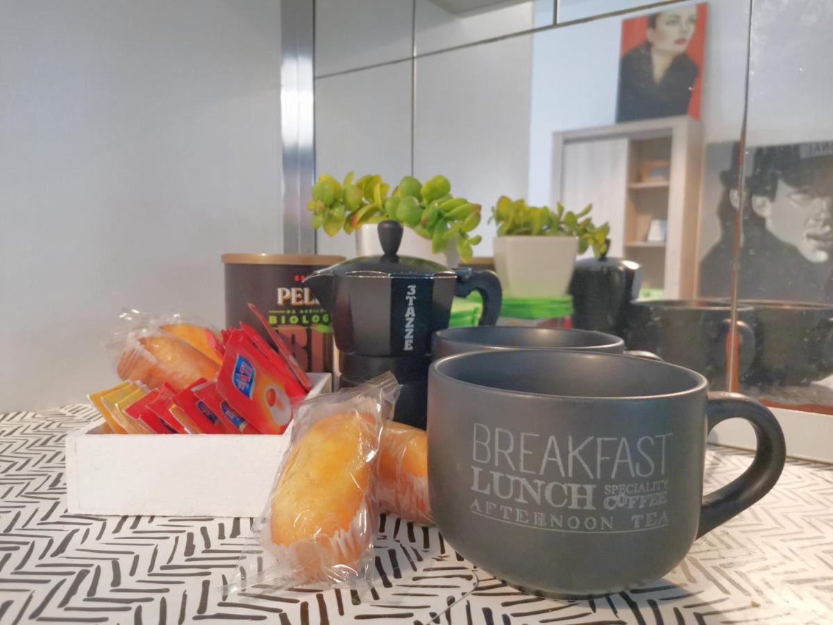 Valevalehome - Home Gallery With Fully Equipped Kitchen, Reserved Parking, Big Garden 奧爾比亞 外观 照片