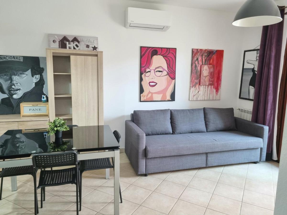 Valevalehome - Home Gallery With Fully Equipped Kitchen, Reserved Parking, Big Garden 奧爾比亞 外观 照片