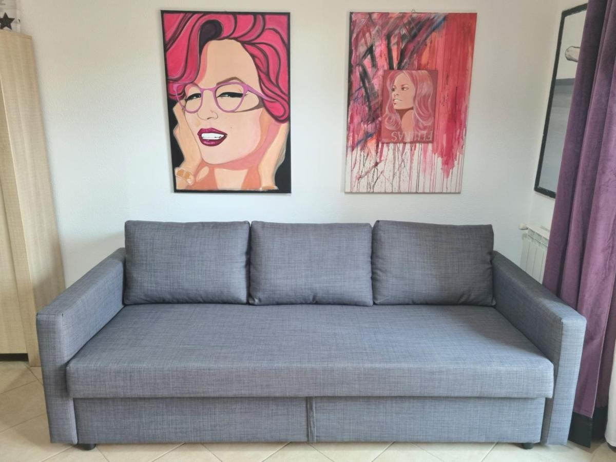 Valevalehome - Home Gallery With Fully Equipped Kitchen, Reserved Parking, Big Garden 奧爾比亞 外观 照片